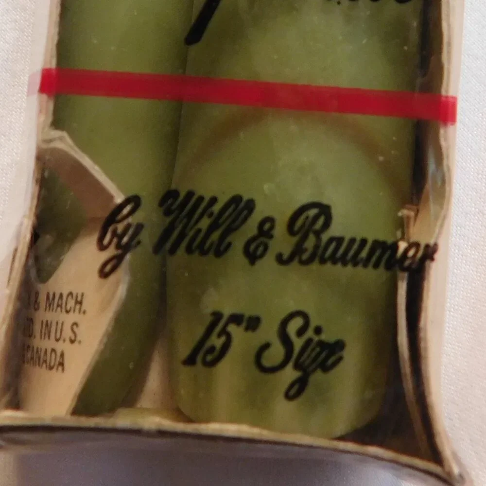 Vintage Will & Baumer Taperlite 15 inch Green Candles NEW in Package